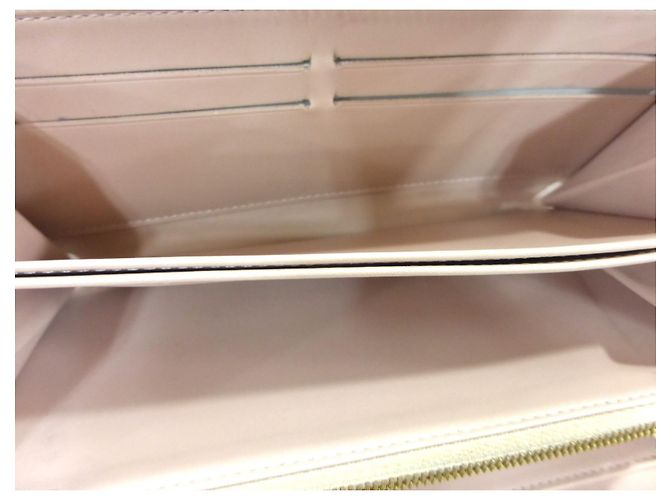 Louis Vuitton Zippy Charol Polvo Beige - ES4103 - vista 13