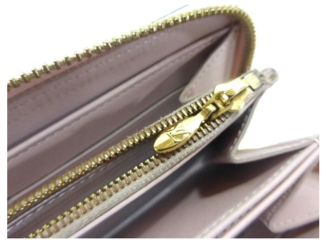 Louis Vuitton Zippy Charol Polvo Beige - ES4103 - vista 18