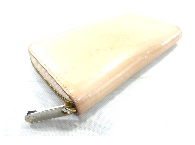 Louis Vuitton Zippy Charol Polvo Beige - ES4103 - vista 5