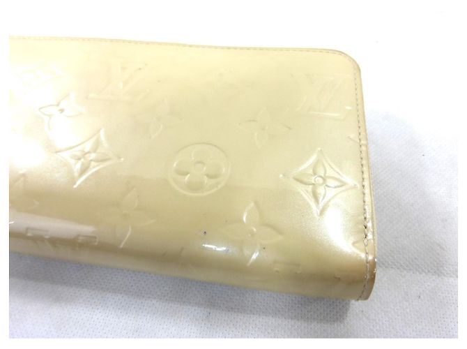 Louis Vuitton Zippy Charol Beige - SP2132 - vista 6