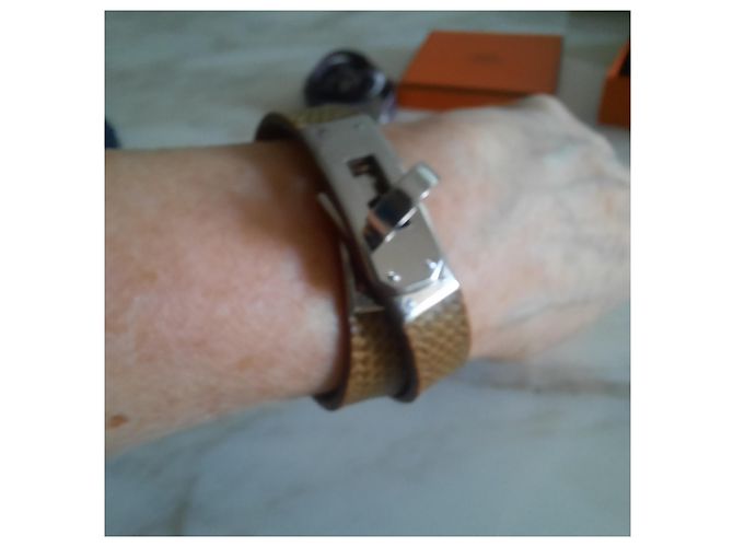 Kelly Double Tour Bracciale Hermès - Modello Kelly doppio giro - Lucertola Beige - vista 11