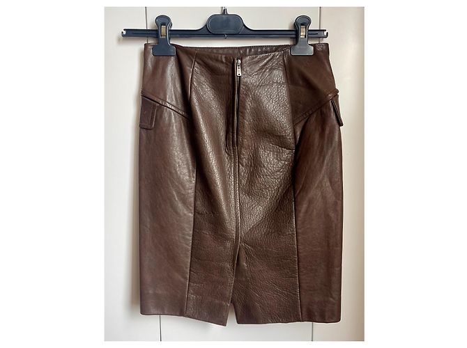 Falda de cuero Yves Saint Laurent Castaño - vista 8