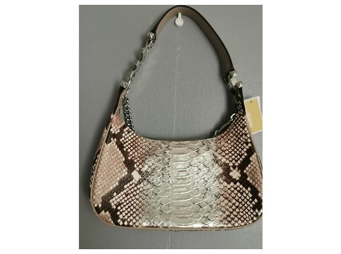 Bolsa Michael Kors Piper de couro estampa python marrom e prata Bege Impressão em python Hardware prateado - vista 15