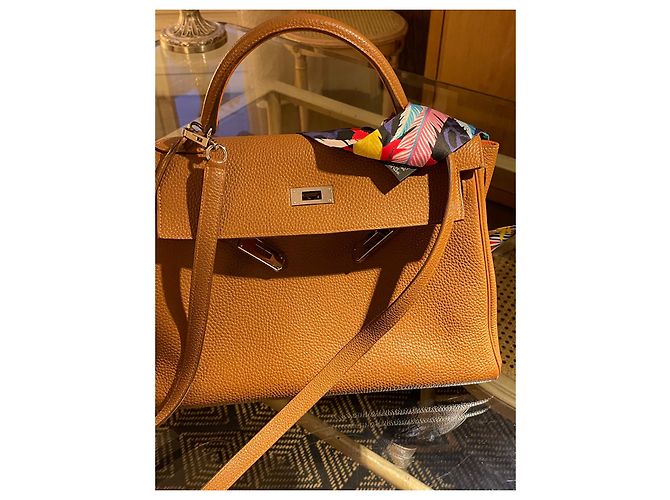 Hermès Borsa Hermes Kelly 32 cms pelle togo oro Beige - vista 15