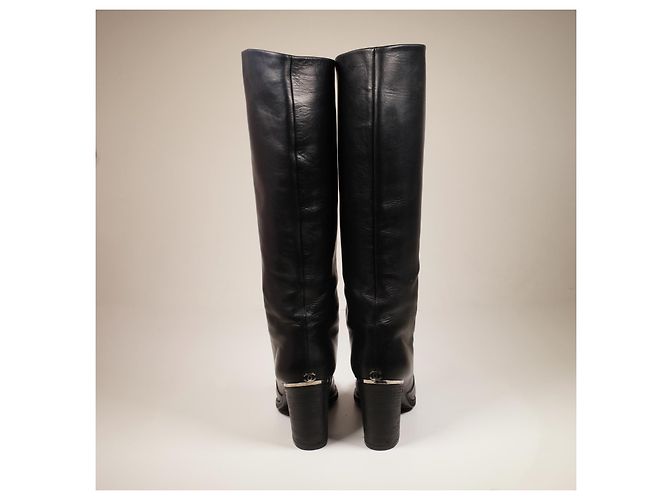 Increíbles botas de cuero Chanel Negro - vista 2