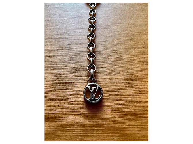 Louis Vuitton Mi collar de cadena de flores Gris - vista 4