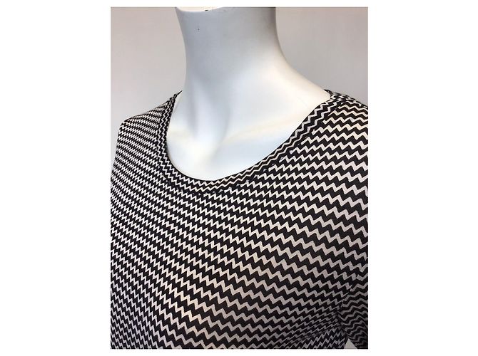 Weekend Max Mara Abito in jersey di seta chevron bianco e nero - vista 3
