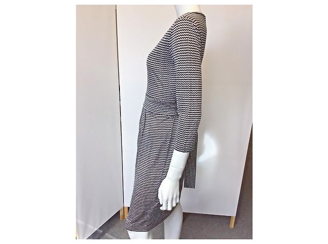Weekend Max Mara Abito in jersey di seta chevron bianco e nero - vista 5
