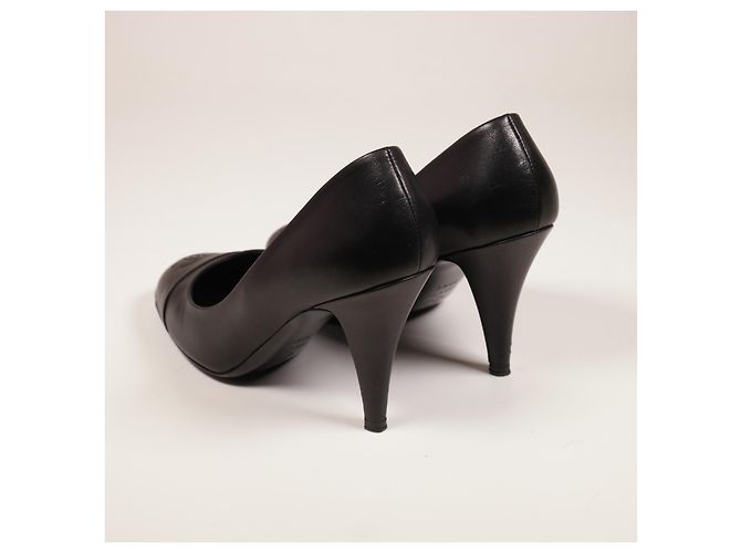 Décolleté Chanel in pelle nera taglia 39.5 Nero - vista 3