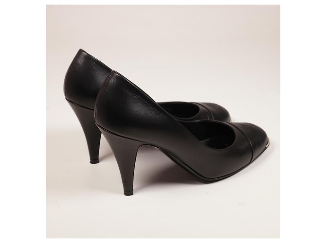 Décolleté Chanel in pelle nera taglia 39.5 Nero - vista 4