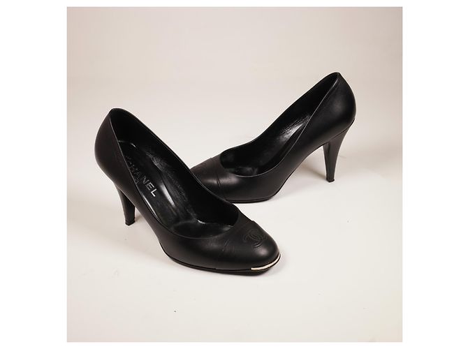 Décolleté Chanel in pelle nera taglia 39.5 Nero - vista 9