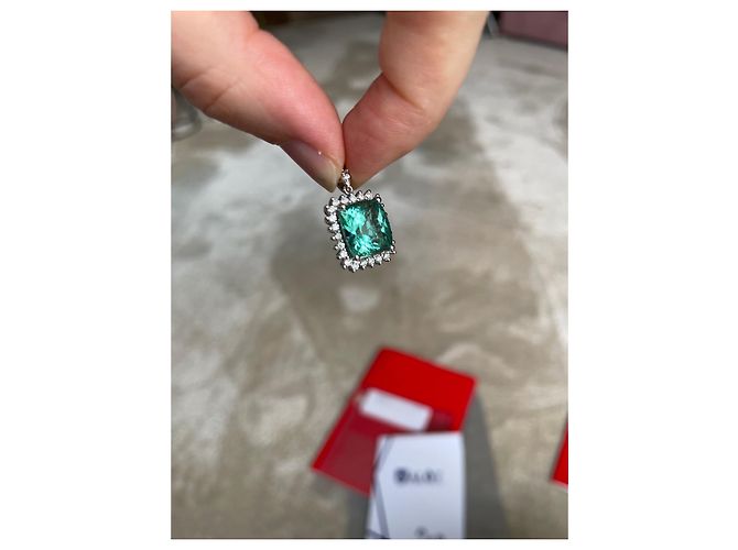Autre Marque Pendente con Smeraldo Verde Pastello e Diamante 4.44 Carati - vista 4