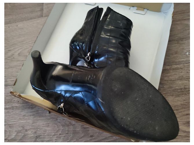 Botines Chanel de cuero negro Plata - vista 4