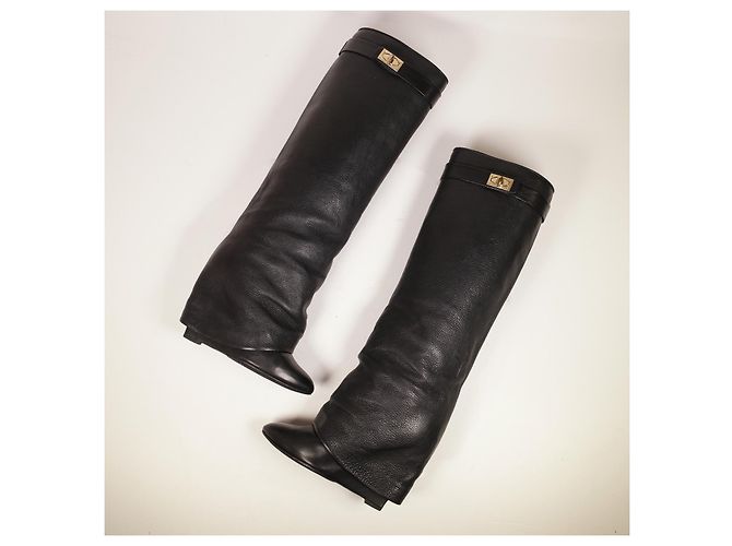 Increíbles botas con cierre de tiburón de Givenchy Negro - vista 11