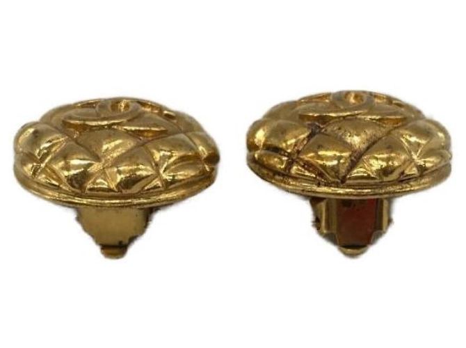 ***Pendientes CHANEL matelasse coco mark - vista 3