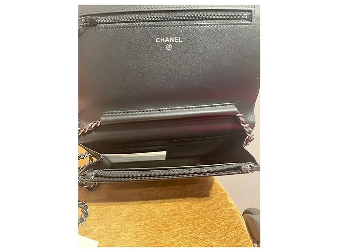 Wallet On Chain WOC Chanel Negro - vista 6