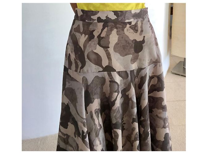 Autre Marque Falda Vila T hecha a medida. 36 tela de camuflaje Castaño Gris Caqui - vista 10