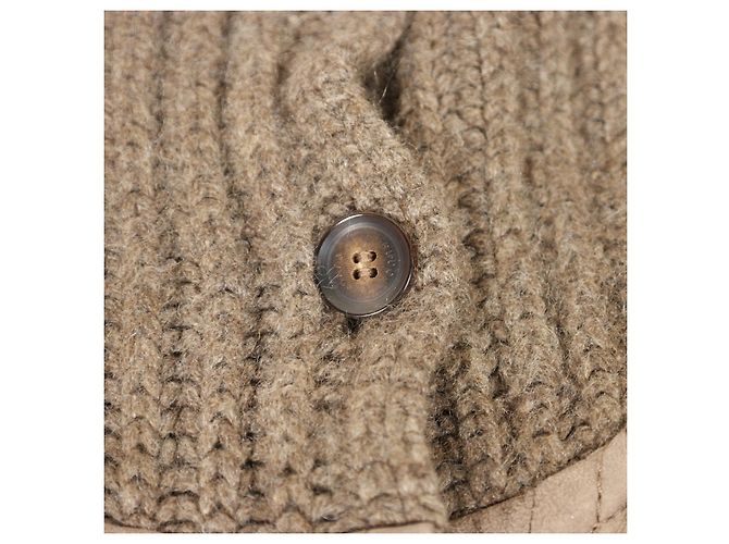 Hermoso abrigo de gamuza Gucci con cinturón. Castaño - vista 9