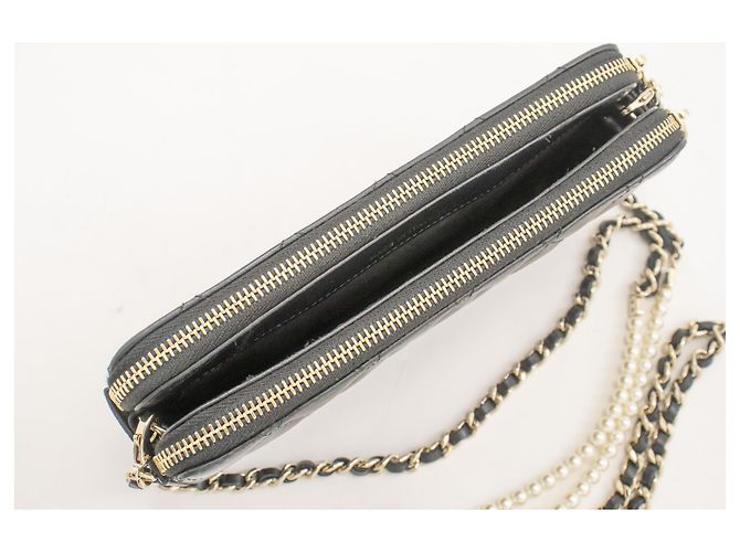 Wallet On Chain CHANEL Cartera de Cordero Perla con Cadena WOC Bolsa de Doble Cierre Negro - vista 10