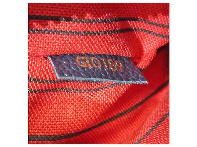 Louis Vuitton Pochette Metis Blu navy - vista 6