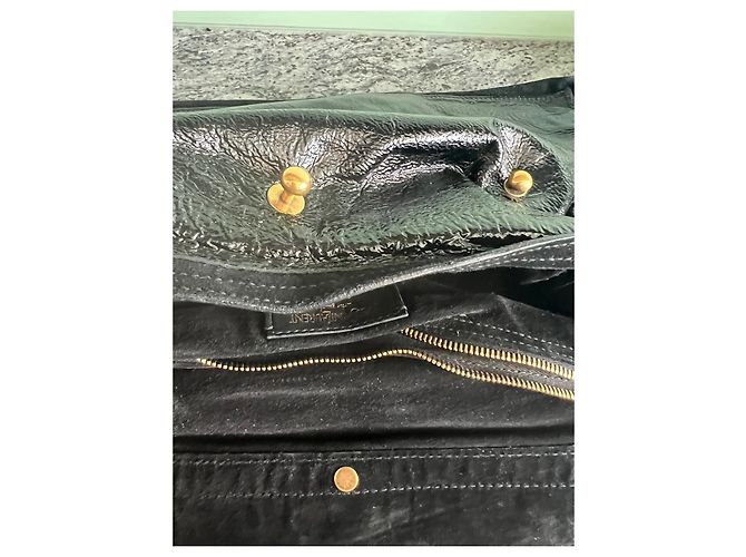 Saint Laurent Handtasche aus schwarzem Lackleder - Ansicht 7