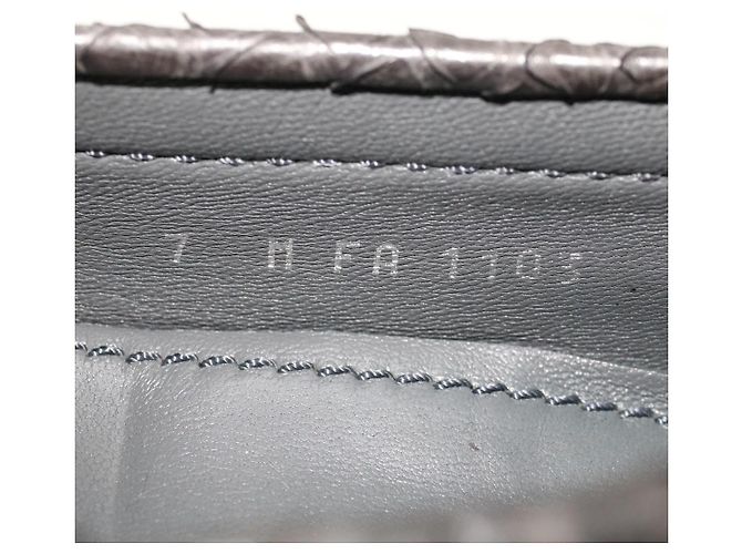 LOUIS VUITTON Scarpe da guida in pelle esotica 7 Nero Grigio LV Aut. ak212 Marrone - vista 17