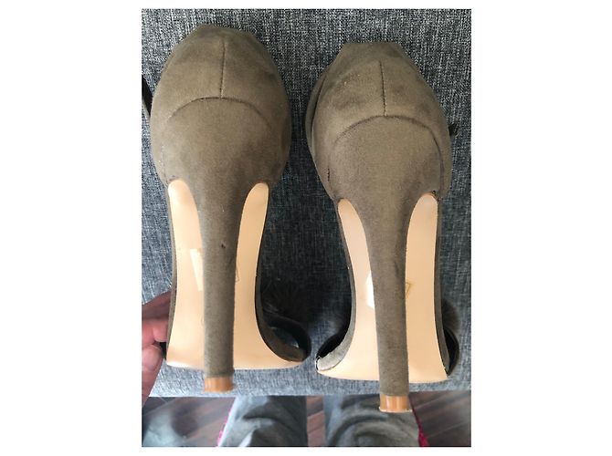 Msgm Sandalen mit Nerzfell Pompons Khaki - Ansicht 4