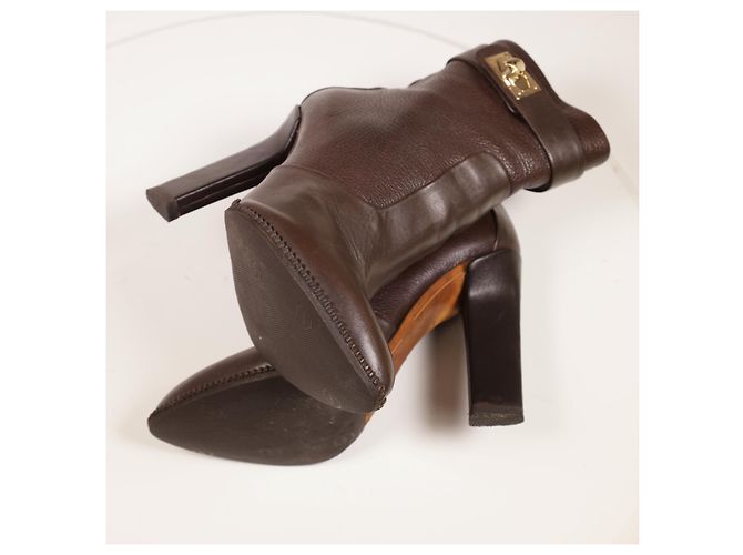 Incredibili stivaletti Givenchy Shark Lock Marrone - vista 5