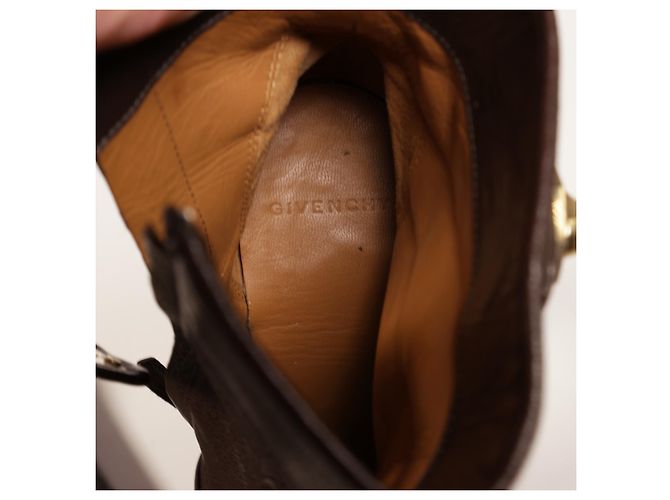 Incredibili stivaletti Givenchy Shark Lock Marrone - vista 7
