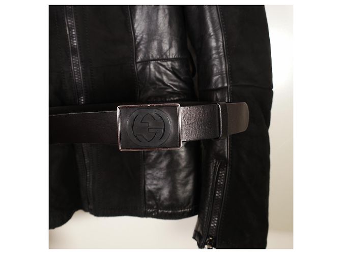 Increíble abrigo de piel de Gucci con cinturón. Negro - vista 5