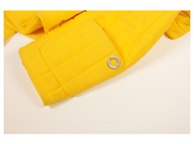 Increíble chaqueta de pasarela Chanel Amarillo - vista 11