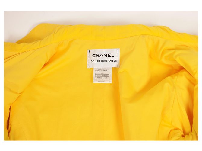 Increíble chaqueta de pasarela Chanel Amarillo - vista 7