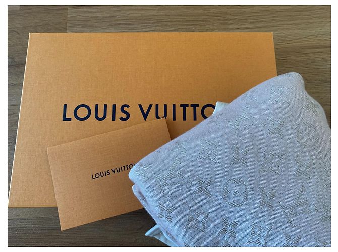 Tela Louis Vuitton Monogram Shine Beige - vista 3