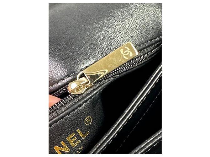 Trendy CC Chanel Trendige kleine CC-Handtasche mit Tragegriff oben Schwarz - Ansicht 12
