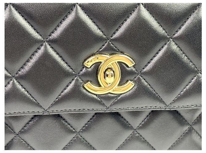 Trendy CC Chanel Trendige kleine CC-Handtasche mit Tragegriff oben Schwarz - Ansicht 3