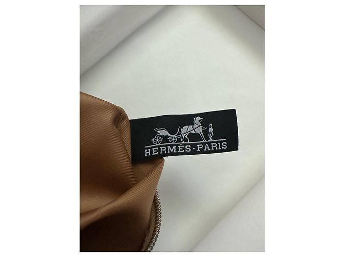 Silk In Hermès seidiger Beutel Hellbraun Hellblau - Ansicht 4