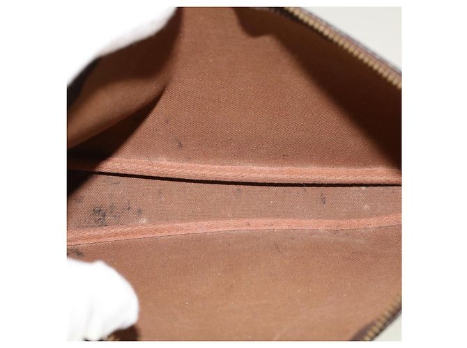 Zippy Louis Vuitton Pochette Accessoires Marrone - vista 5