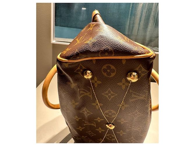 Louis Vuitton Tivoli PM bag in like new condition! Multiple colors - view 2