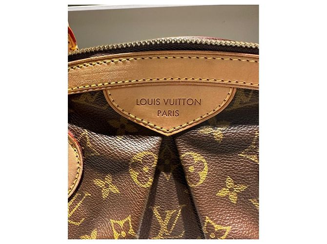 Louis Vuitton Tivoli PM bag in like new condition! Multiple colors - view 5