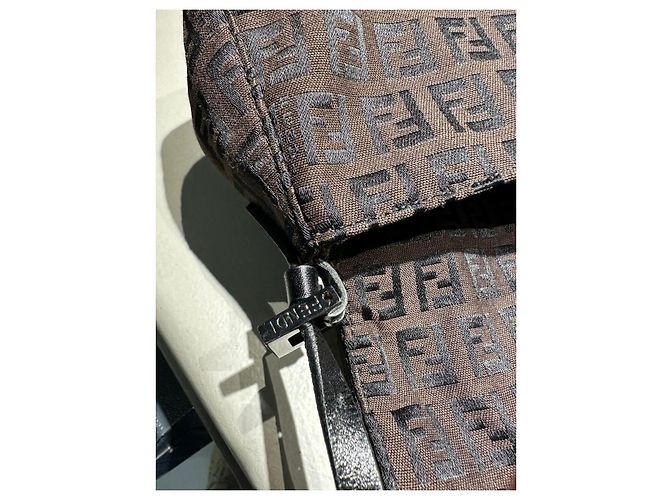 Borsa a tracolla Fendi Mamma Baguette mini Multicolore - vista 3