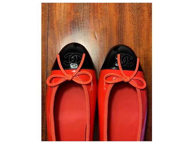 Cambon BALLERINE T40 PUNTA NERA IN VERNICE ROSSA CHANEL - vista 2