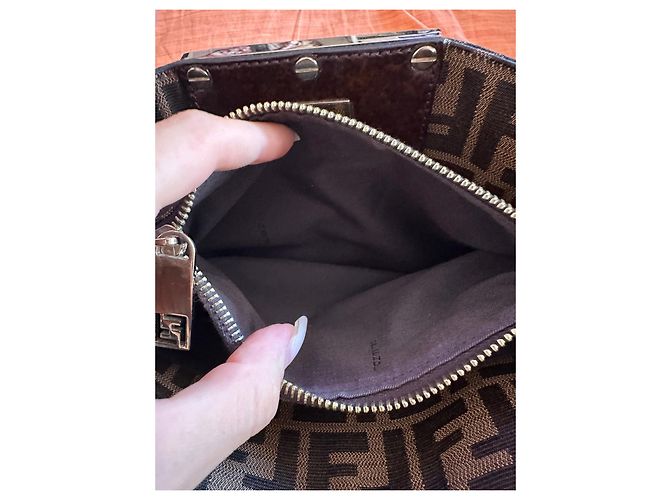 Borsa Fendi Mia in tela nera e marrone scuro Nero - vista 9