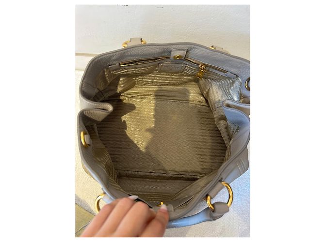 Borsa tote Prada Vitello Daino in pelle beige - vista 5