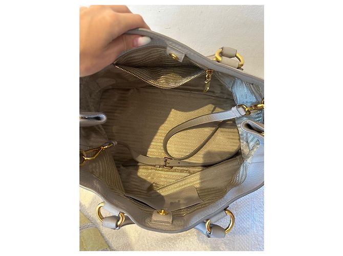 Borsa tote Prada Vitello Daino in pelle beige - vista 6