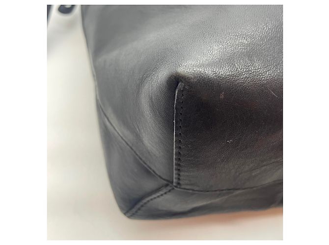 Mansur Gavriel Beuteltasche aus echtem Leder Schwarz - Ansicht 8