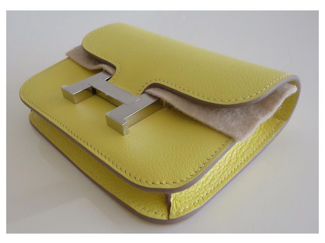 Constance Slim Hermès purse Yellow - view 3