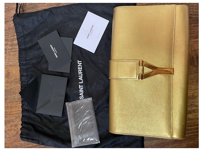 Pochette Yves Saint Laurent in pelle dorata D'oro - vista 2