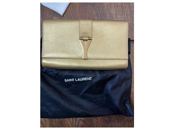 Pochette Yves Saint Laurent in pelle dorata D'oro - vista 3
