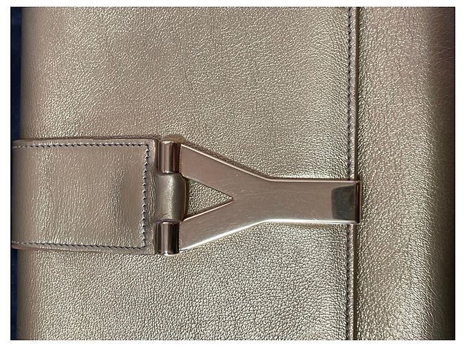 Pochette Yves Saint Laurent in pelle dorata D'oro - vista 4