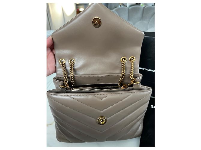 Borsa a mano Saint Laurent Loulou Small Beige in pelle - vista 5